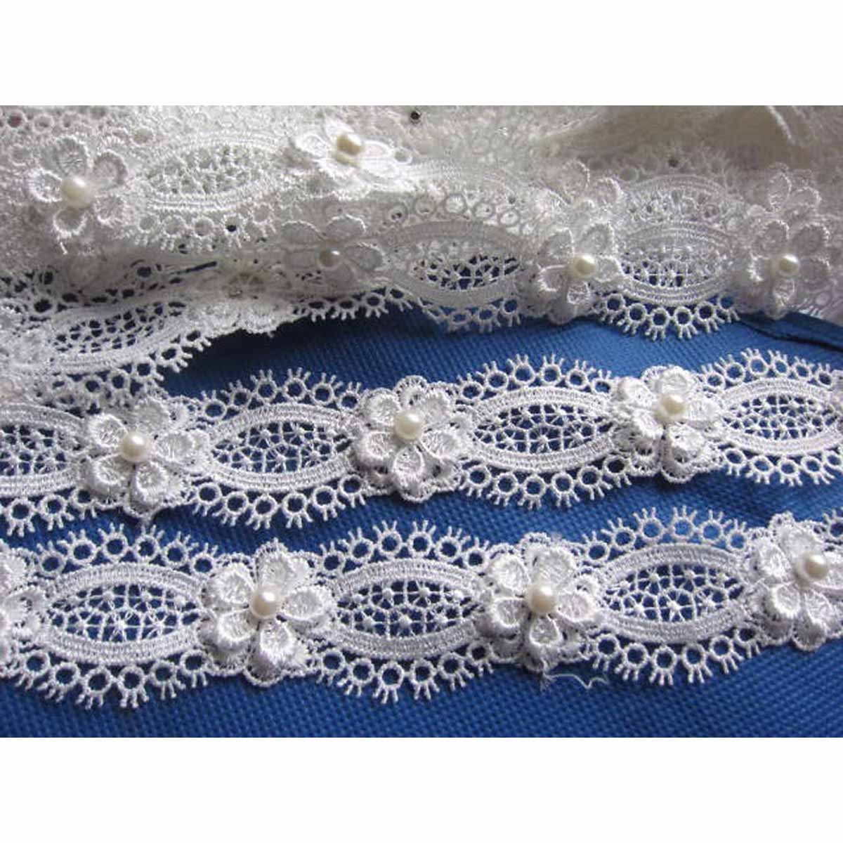 2 yards Flower Pearl Lace Trim 1.25″-White