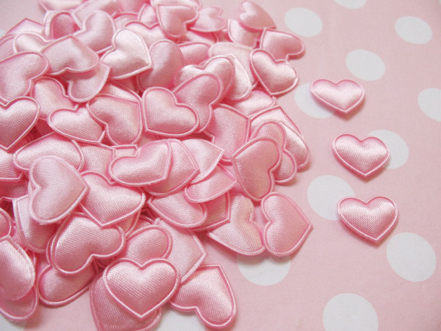 200 Mini Satin Heart 0.75″ -Pink
