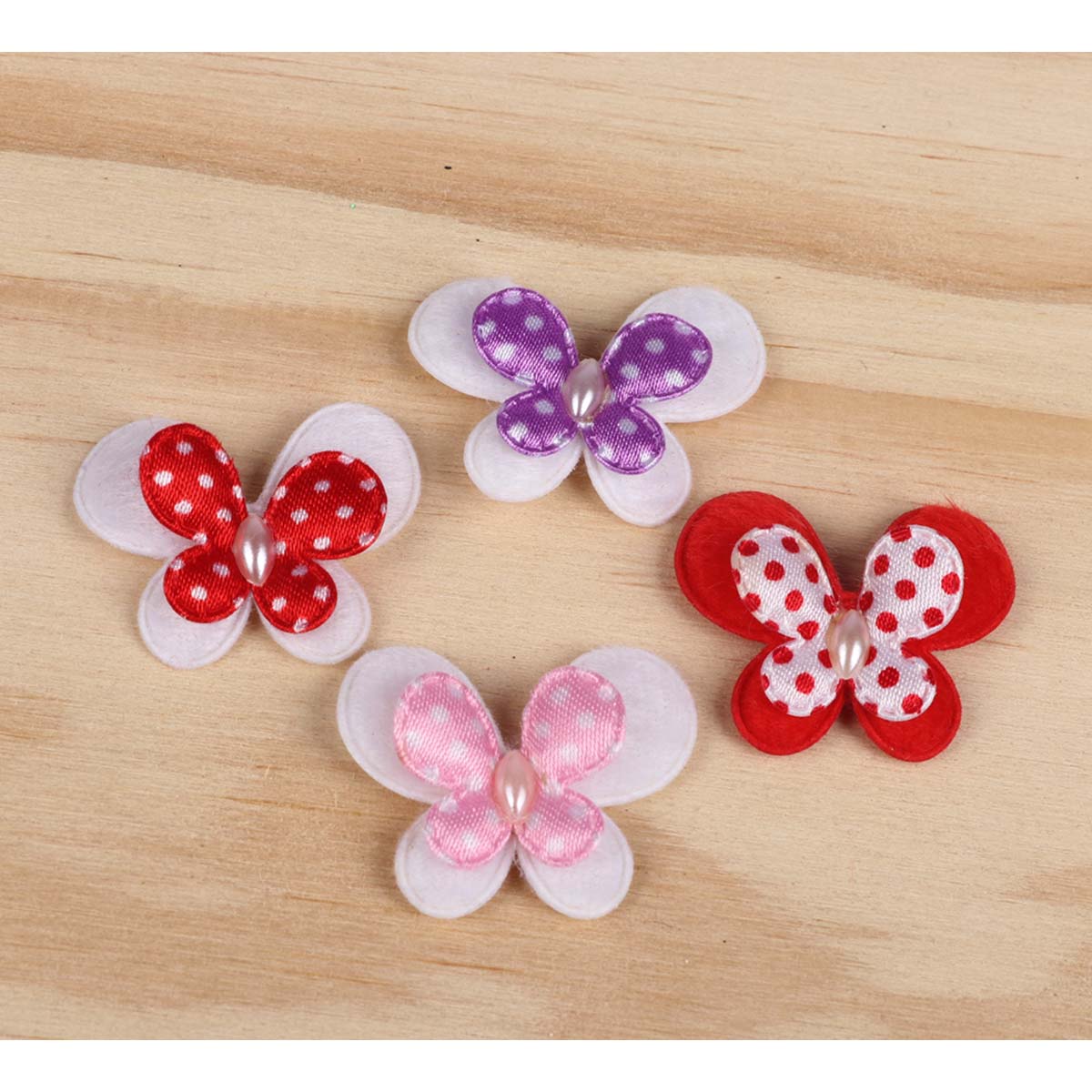40 Padded Polka dots Butterfly 1 3/8″-4 Colors
